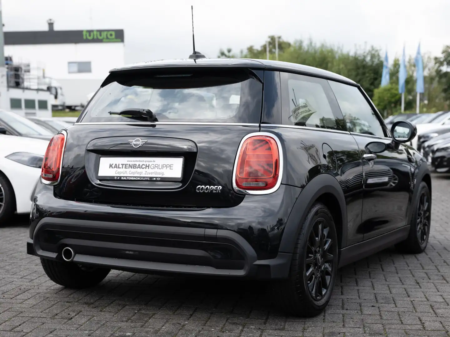 MINI Cooper C lassic Trim FACELIFT LED KLIMA Schwarz - 2