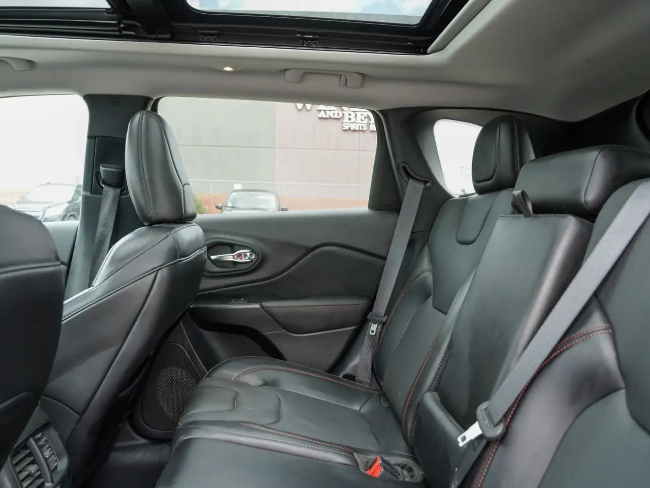 Jeep Cherokee fotografie Jeep Cherokee