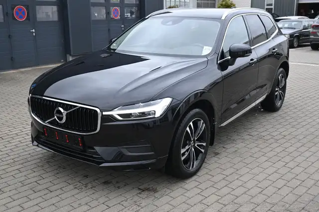 Volvo XC60 view 2