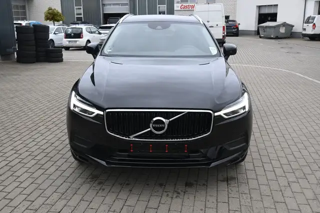 Volvo XC60 view 3
