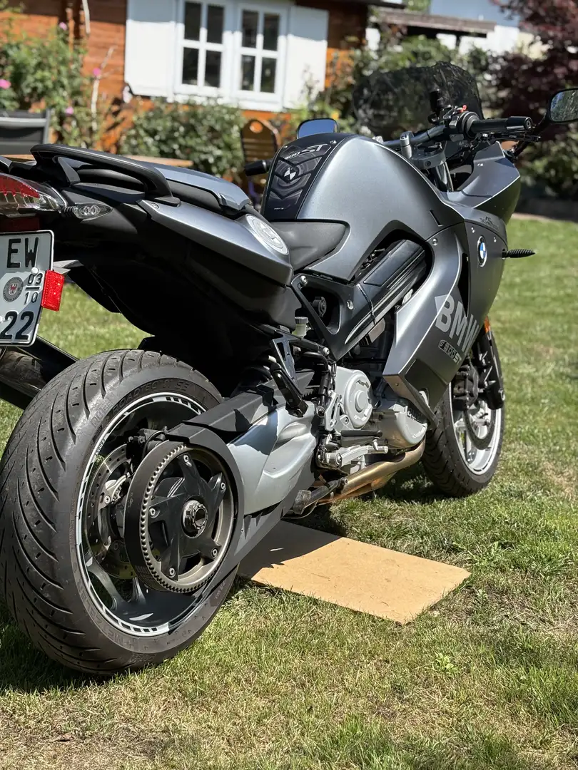 BMW F 800 ST - 2