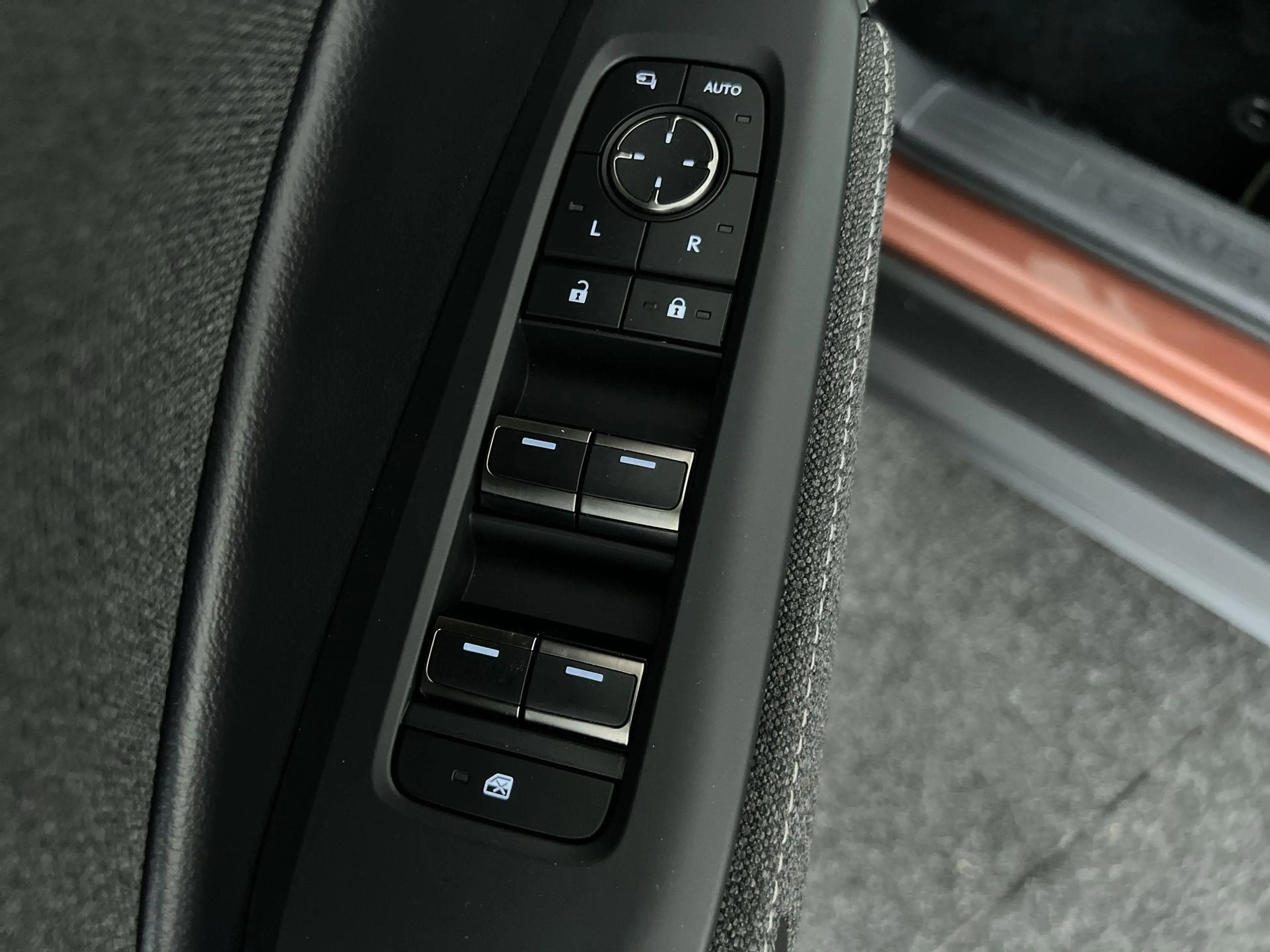 Lexus LBX 1.5 2WD | Rijklaar | Safety-Comfort pack | Afneemb — photo 12