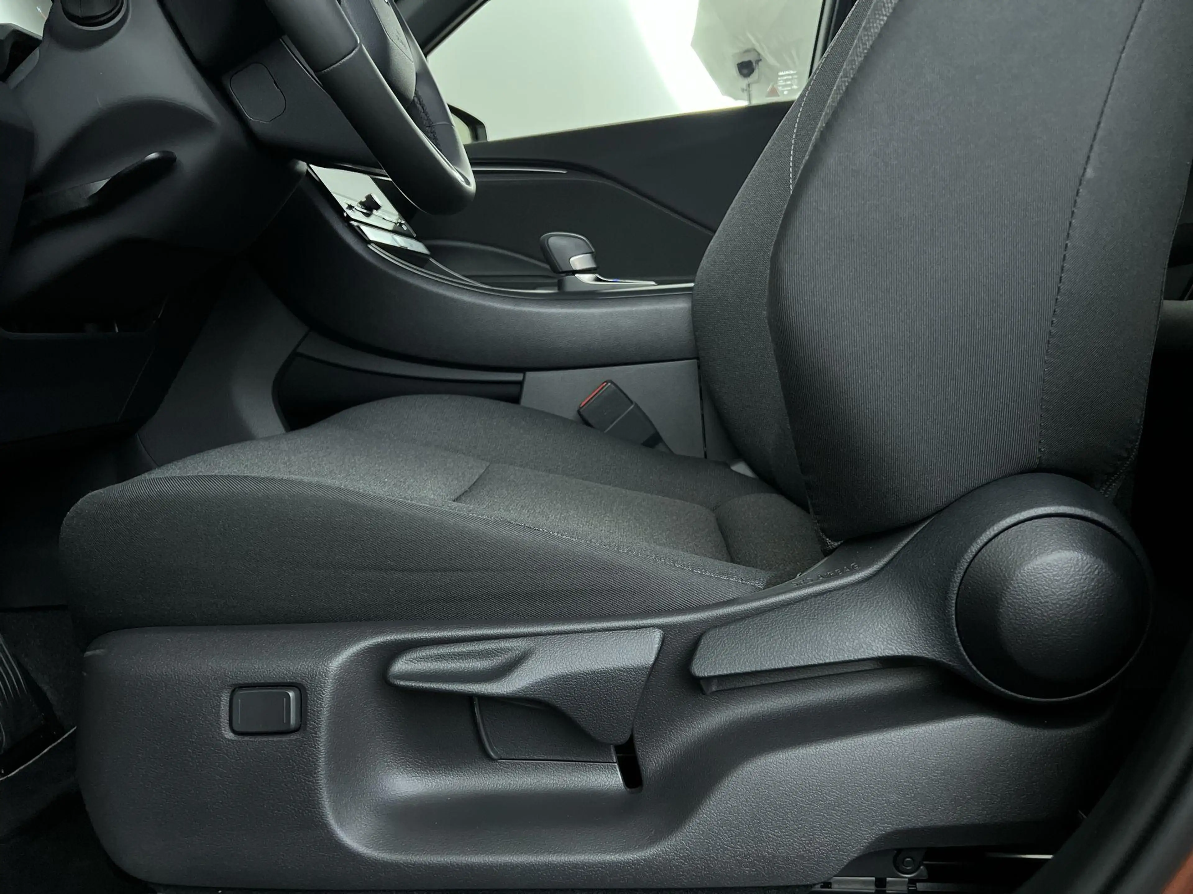 Lexus LBX 1.5 2WD | Rijklaar | Safety-Comfort pack | Afneemb — photo 13