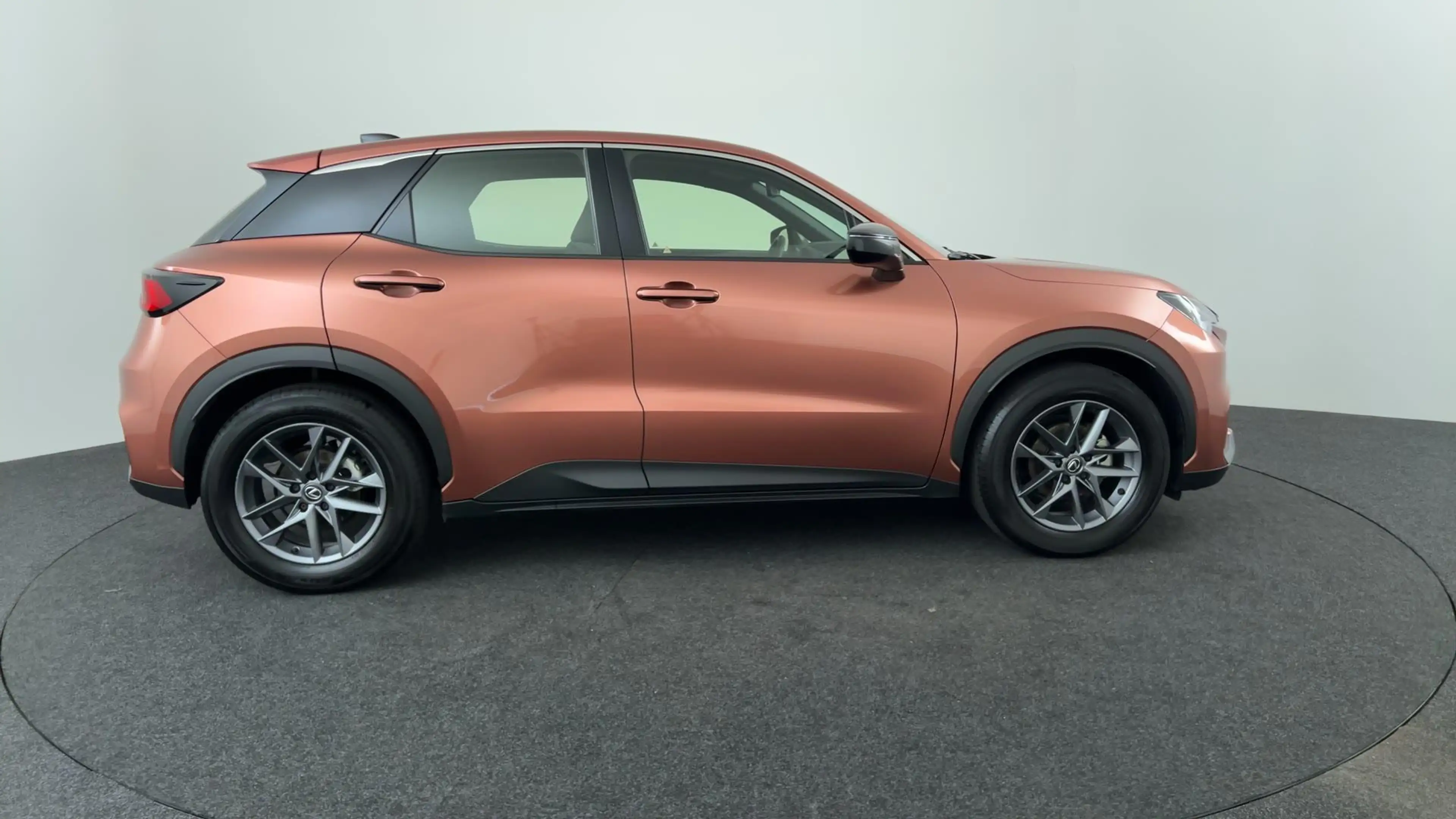 Lexus LBX 1.5 2WD | Rijklaar | Safety-Comfort pack | Afneemb — photo 6