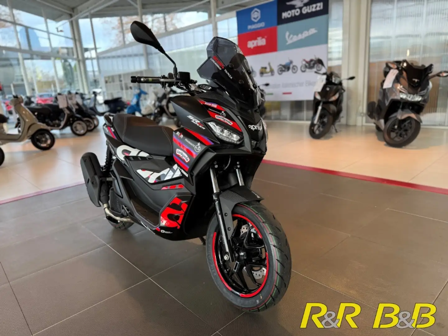 Aprilia SR 125 GT E5+ Replica BLACK DEAL ABS+ALU+LED+GARANTIE Noir - 1