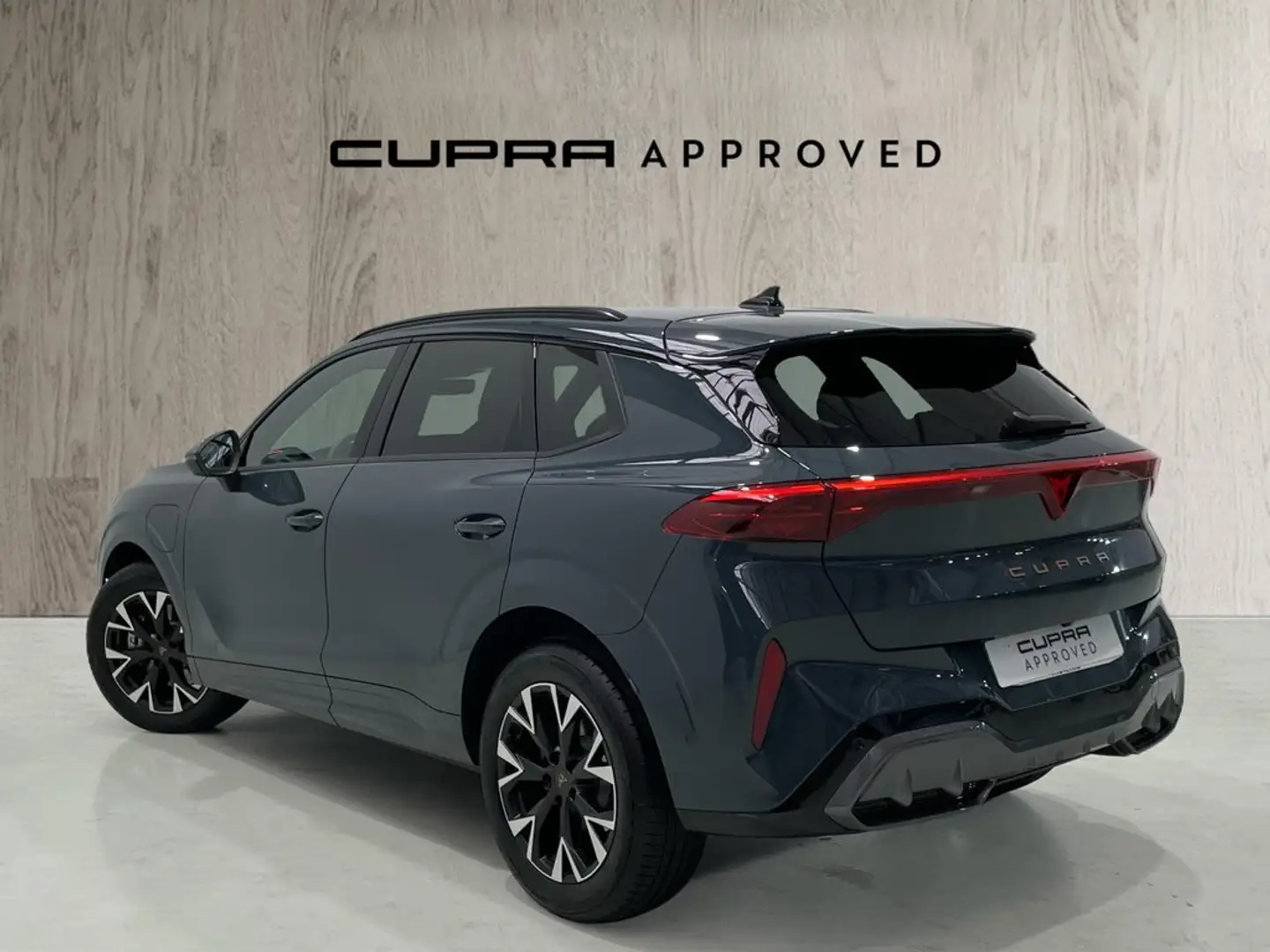 CUPRA Terramar 1.5 TSI e-Hybrid 150kW DSG Azul - 2