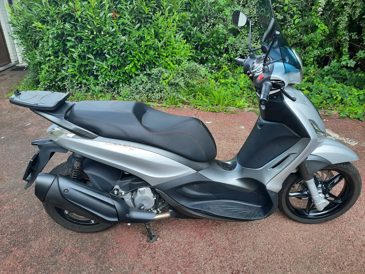 Piaggio Beverly 350 Argent - 1