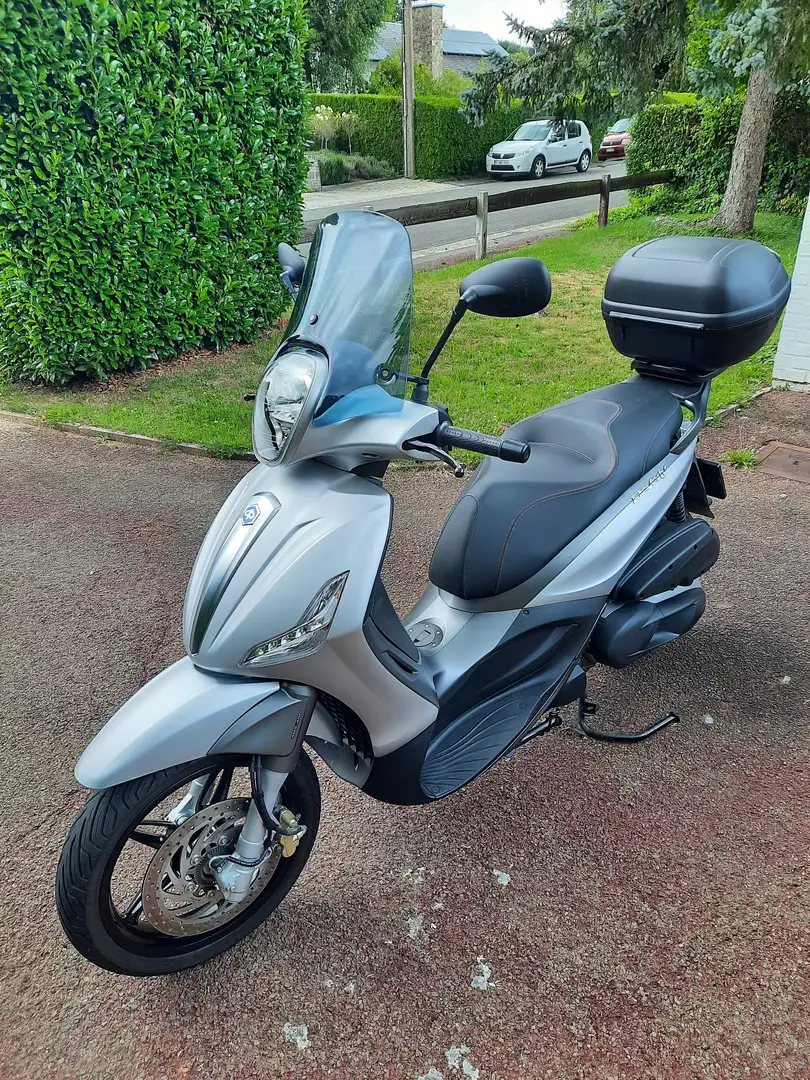 Piaggio Beverly 350 Argent - 2