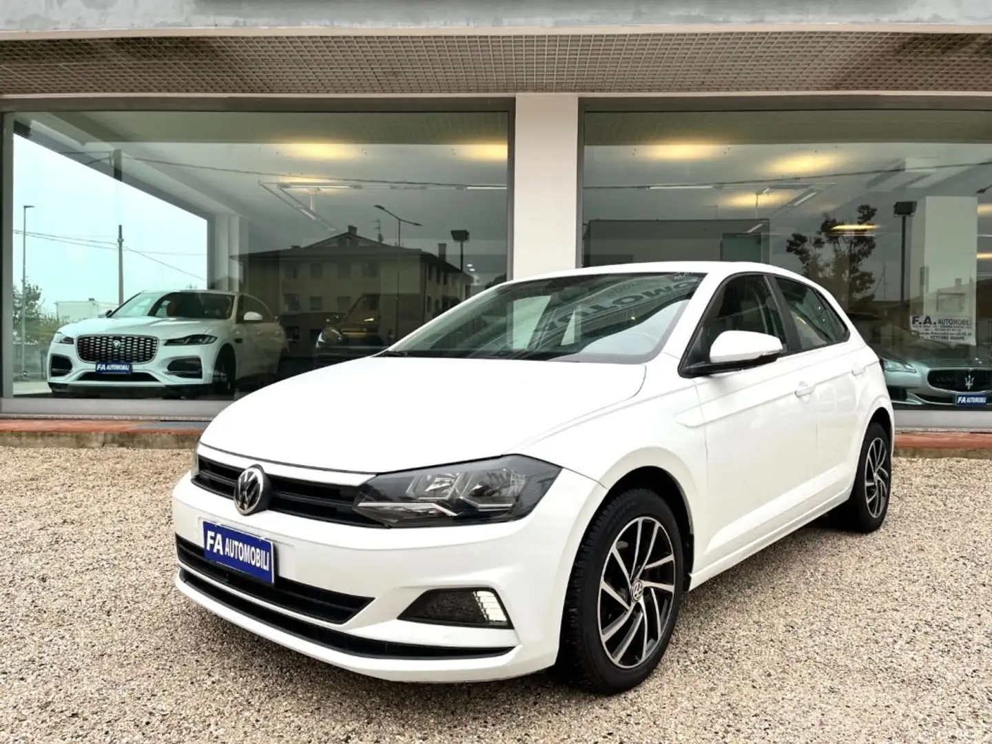 Volkswagen Polo Business 1.6 TDI 5p. Trendline BlueMotion Tech. Bianco - 2