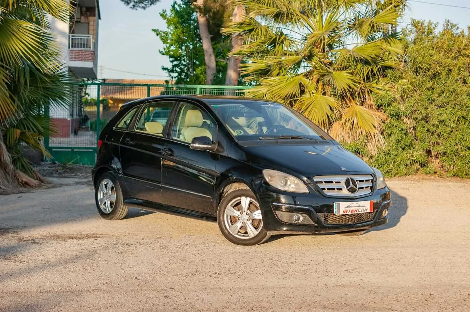 Mercedes-Benz B 180 ES - Mon5 CDI EU4, DPF, (Facelift) 2008 - 2010 Negro - 1