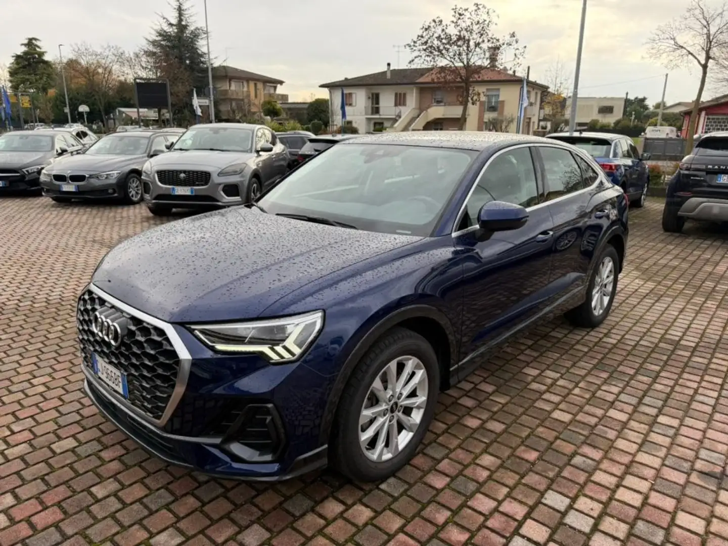 Audi Q3 SPB 40 TDI quattro S tronic Business Plus Advance Blu/Azzurro - 2