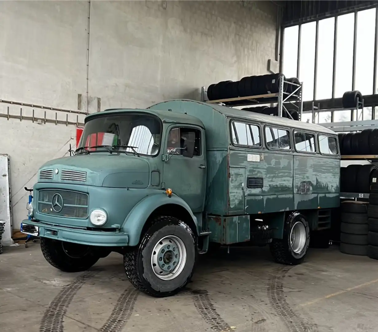 Mercedes-Benz LA 911 B 4x4 Kurzhauber - 2