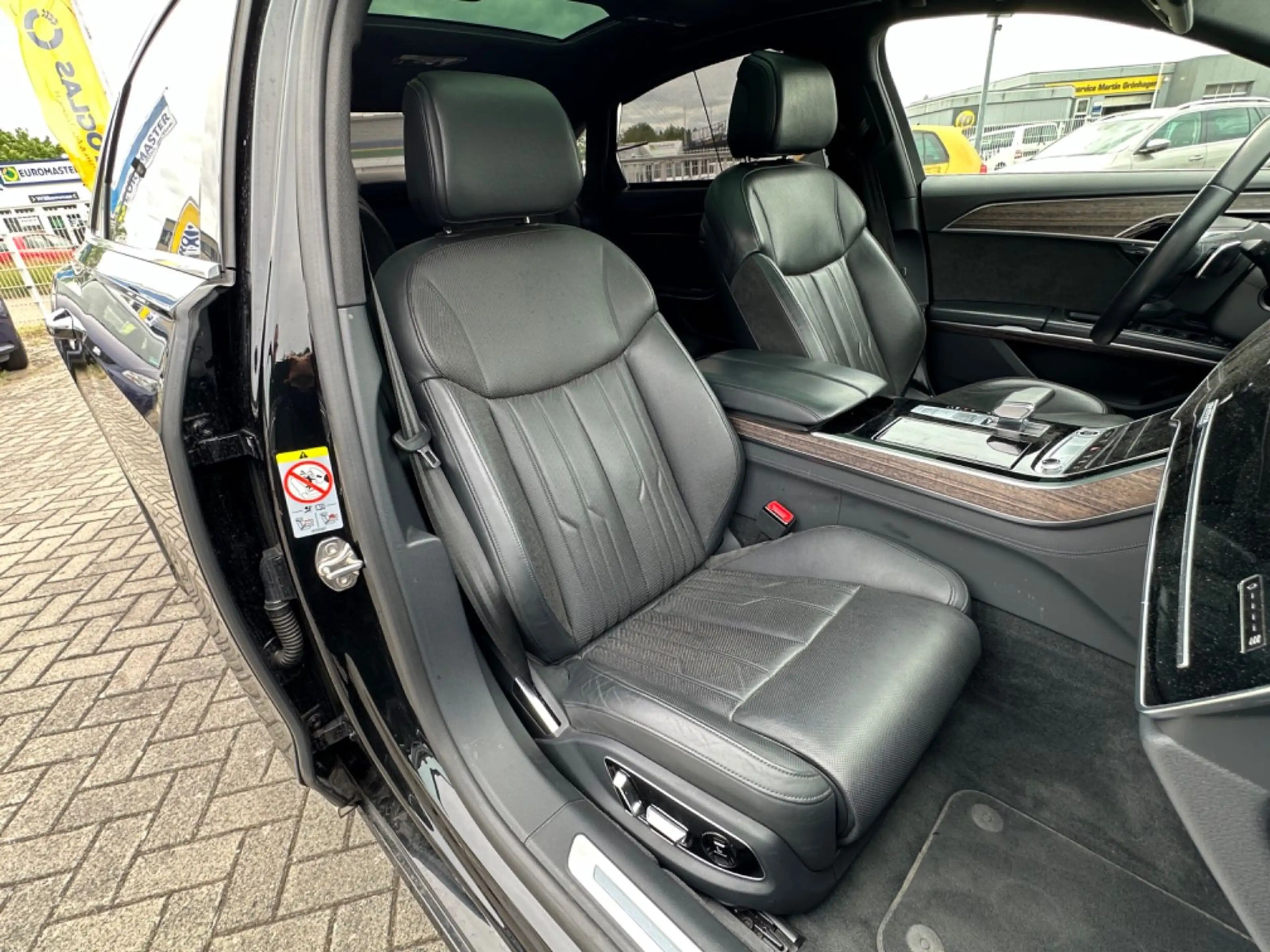 Audi A8 50 LANG Quattro VOLL MATRIX ACC PANO LEDER — photo 13