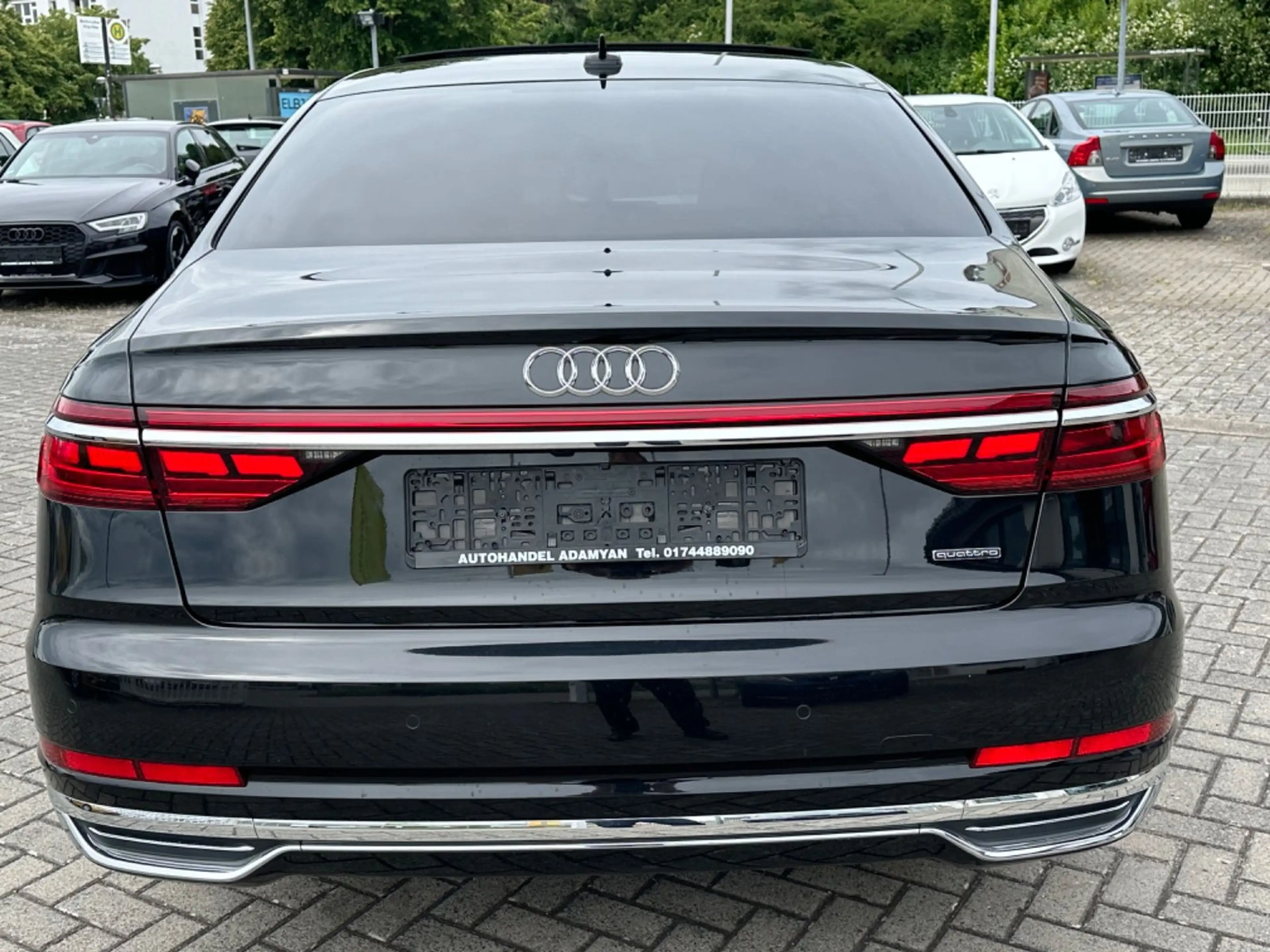 Audi A8 50 LANG Quattro VOLL MATRIX ACC PANO LEDER — photo 5