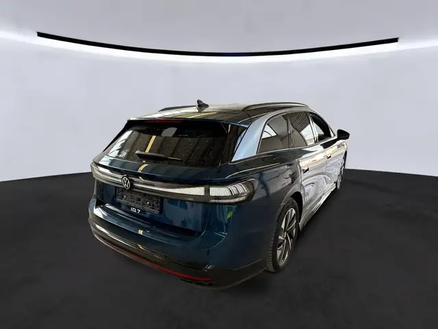 Volkswagen Id.7 view 4