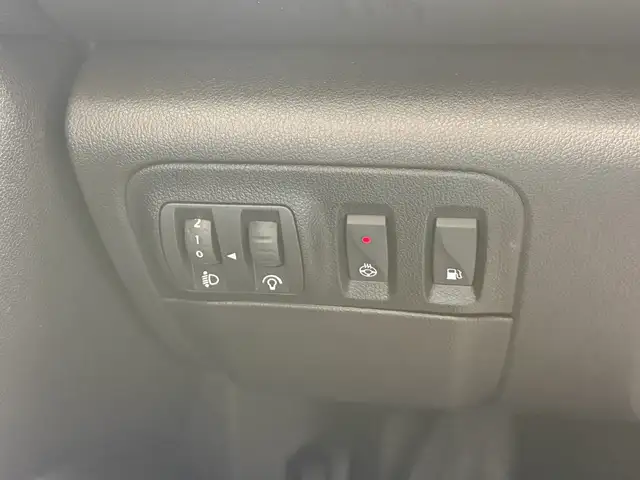 Renault Megane E-Tech view 21