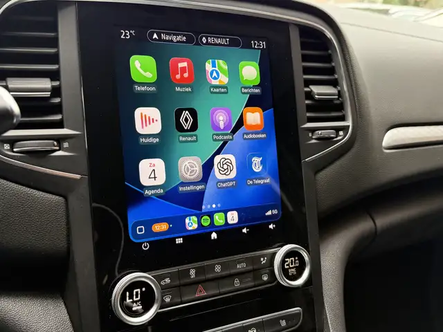 Renault Megane E-Tech view 15