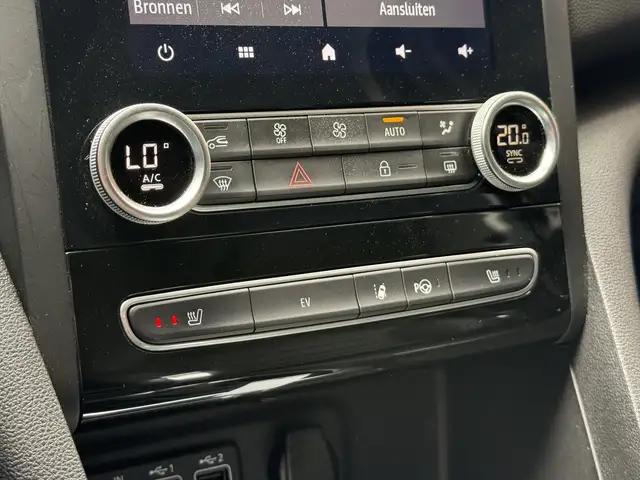 Renault Megane E-Tech view 29