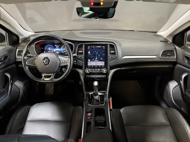 Renault Megane E-Tech view 2