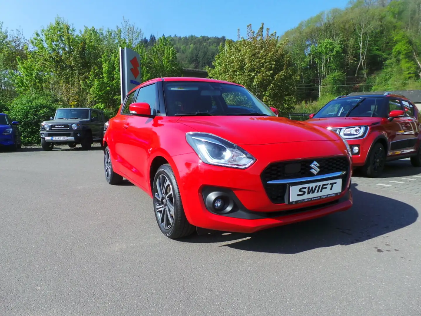 Suzuki Swift Comfort+/ Navigation/PDC hinten Rouge - 2