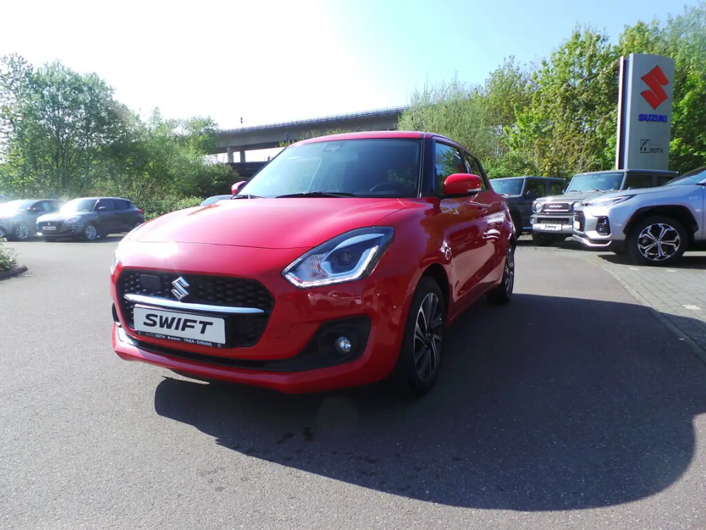 Suzuki Swift Comfort+/ Navigation/PDC hinten Rouge - 1