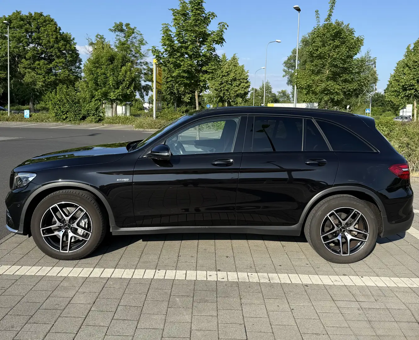 Mercedes-Benz GLC 43 AMG 4Matic 9G-TRONIC - 2