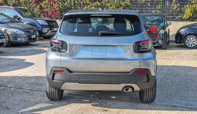 Jeep Avenger view 14