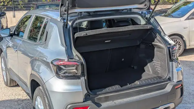 Jeep Avenger view 15