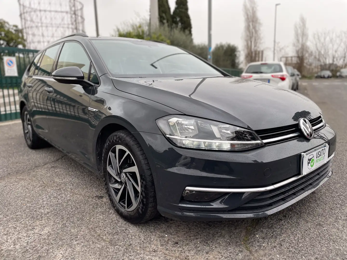 Volkswagen Golf Variant Variant 1.5 TGI 130cv DSG Metano revisionato 2028 Grigio - 2