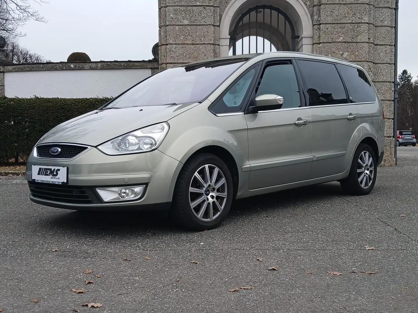 Ford Galaxy Ghia *PICKERL NEU*7 SITZE*TOP* Grau - 1