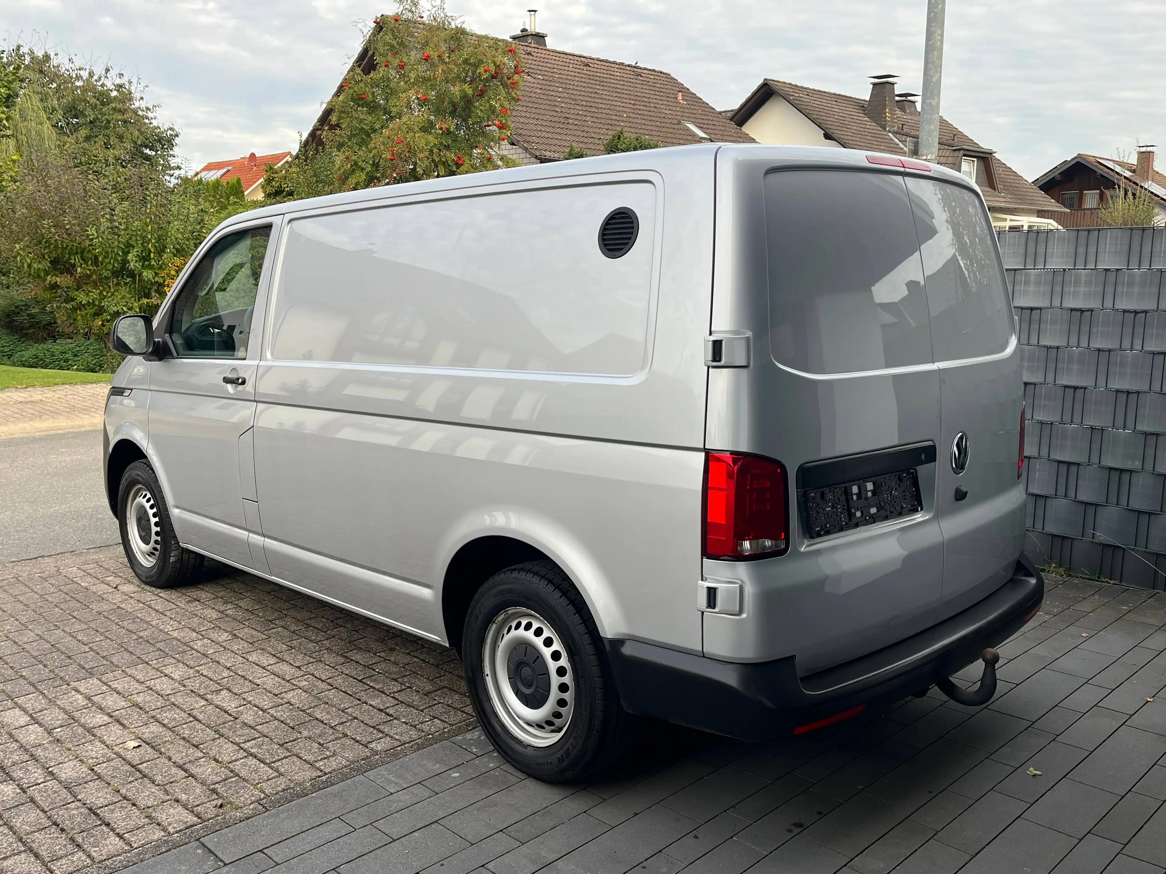 Volkswagen T6.1 Transporter 150Ps DSG Klima LED Navi SH VW-Scheckheft 113Tkm MwSt — photo 3