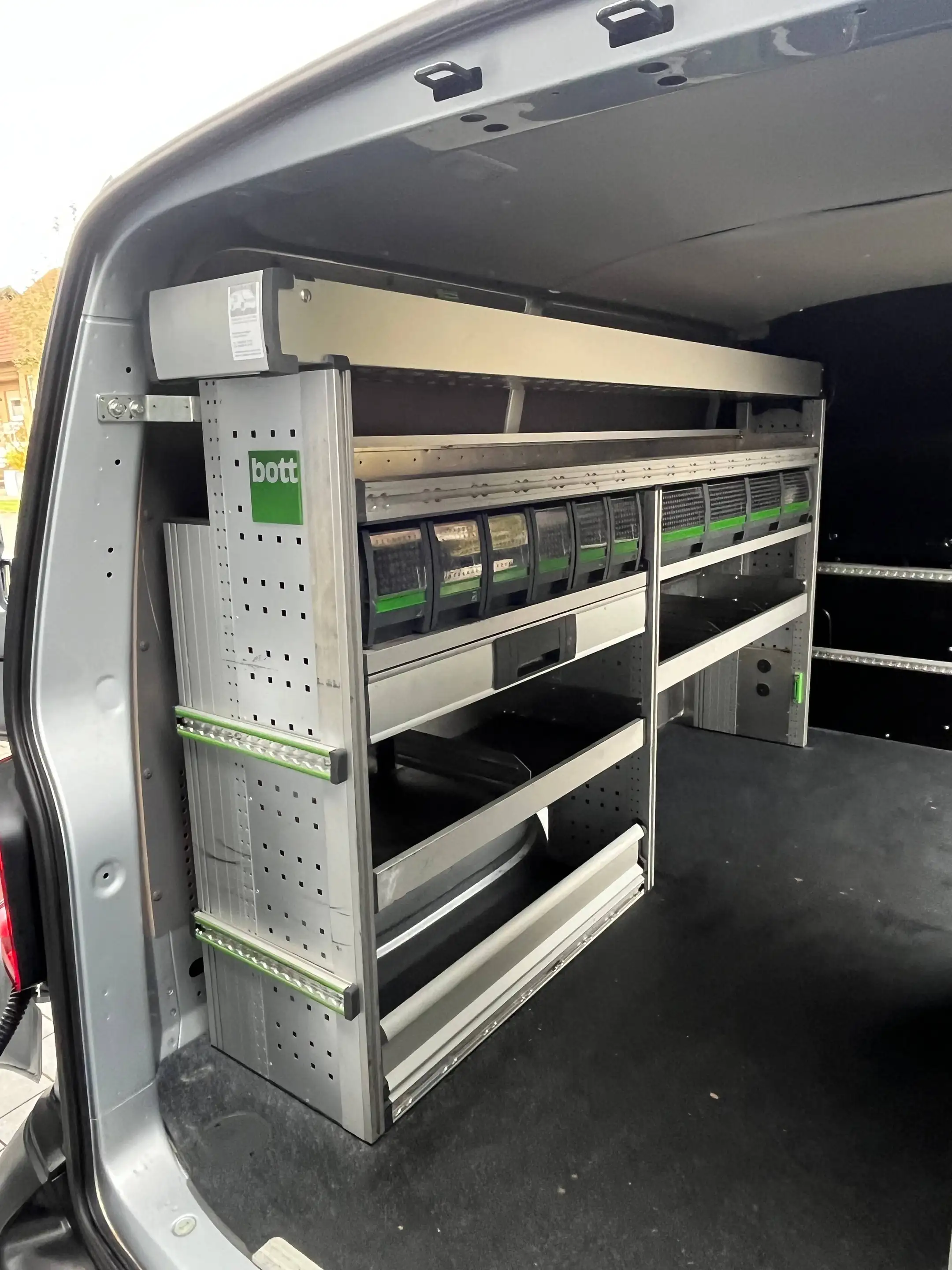 Volkswagen T6.1 Transporter 150Ps DSG Klima LED Navi SH VW-Scheckheft 113Tkm MwSt — photo 9