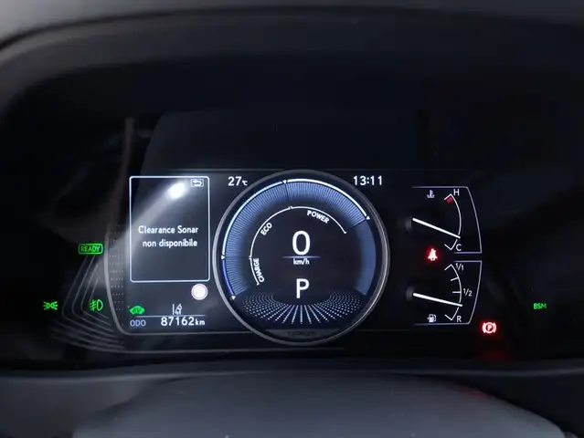 Lexus Ux view 12