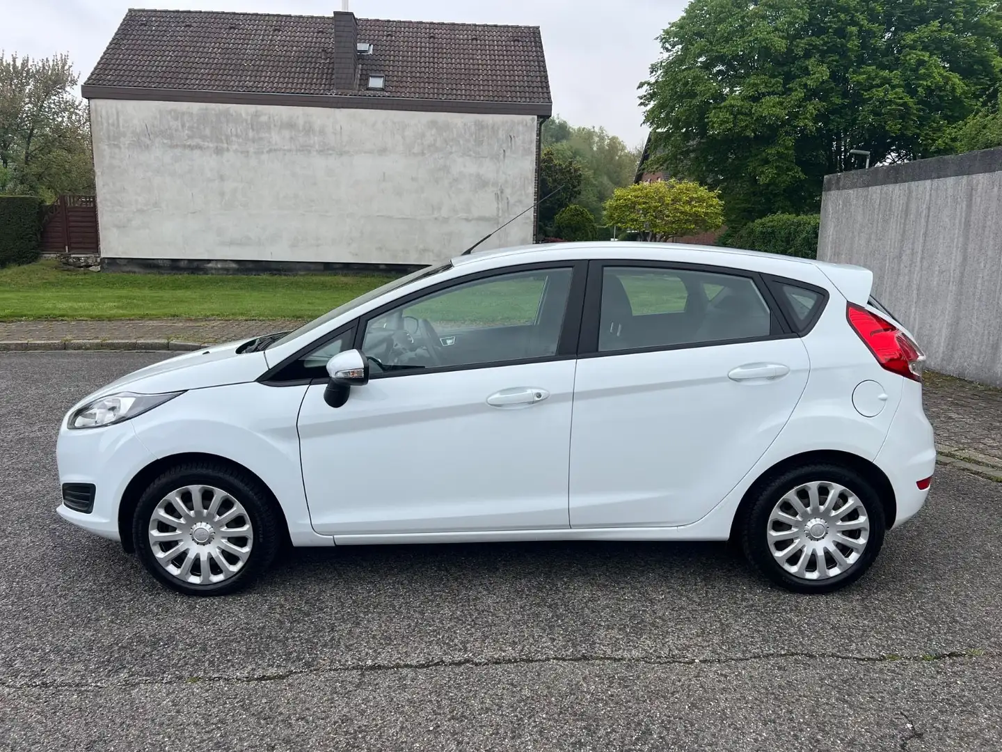 Ford Fiesta Trend/Neu Tüv/Neu Insp./2.Hand Weiß - 2
