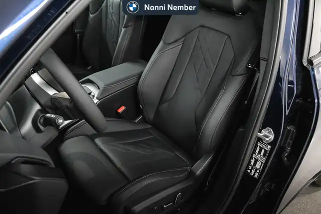 BMW X3 view 13