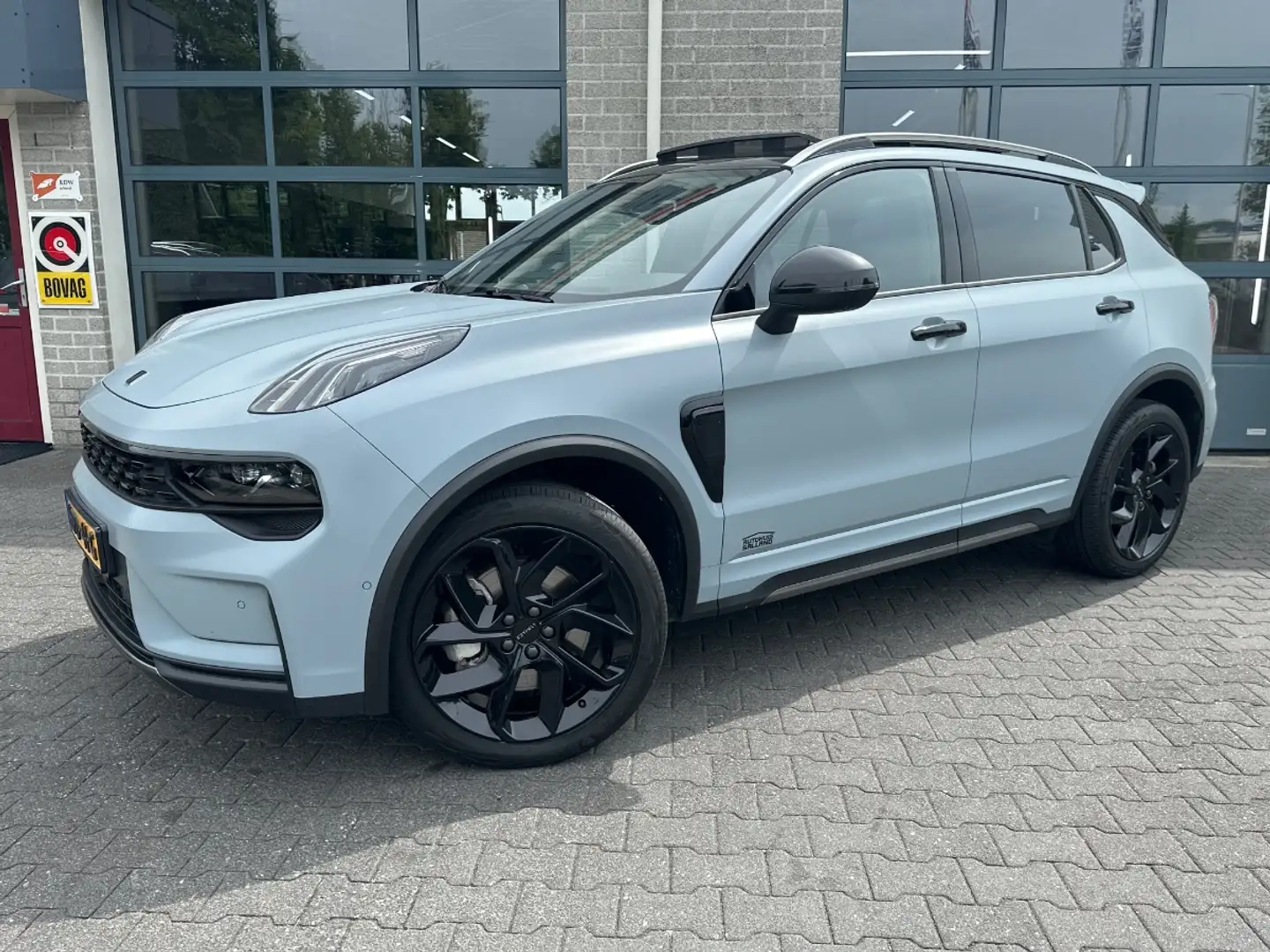 Lynk & Co 01 1.5 PLUG IN HYBRID | UNIEKE KLEUR | ZWARTE HEMEL | Gris - 1