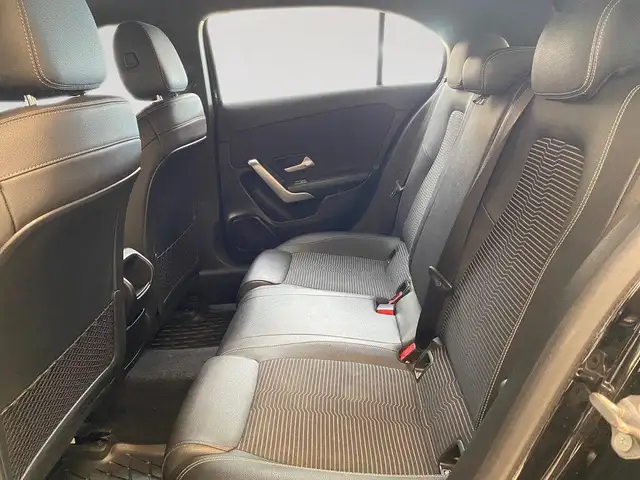 Mercedes-Benz A view 8
