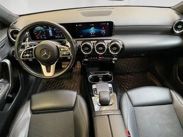 Mercedes-Benz A view 6