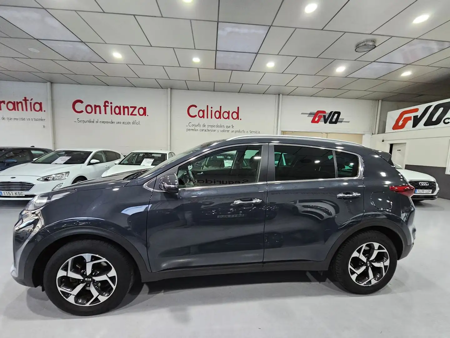 Kia Sportage 1.6 CRDI 136 CV MT6 DRIVE PLUS Grijs - 2