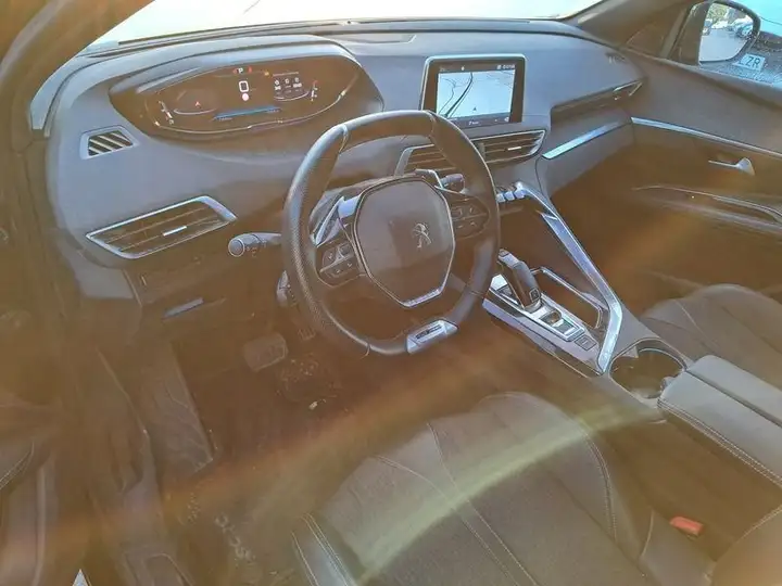 Peugeot 3008 2020, foto 7