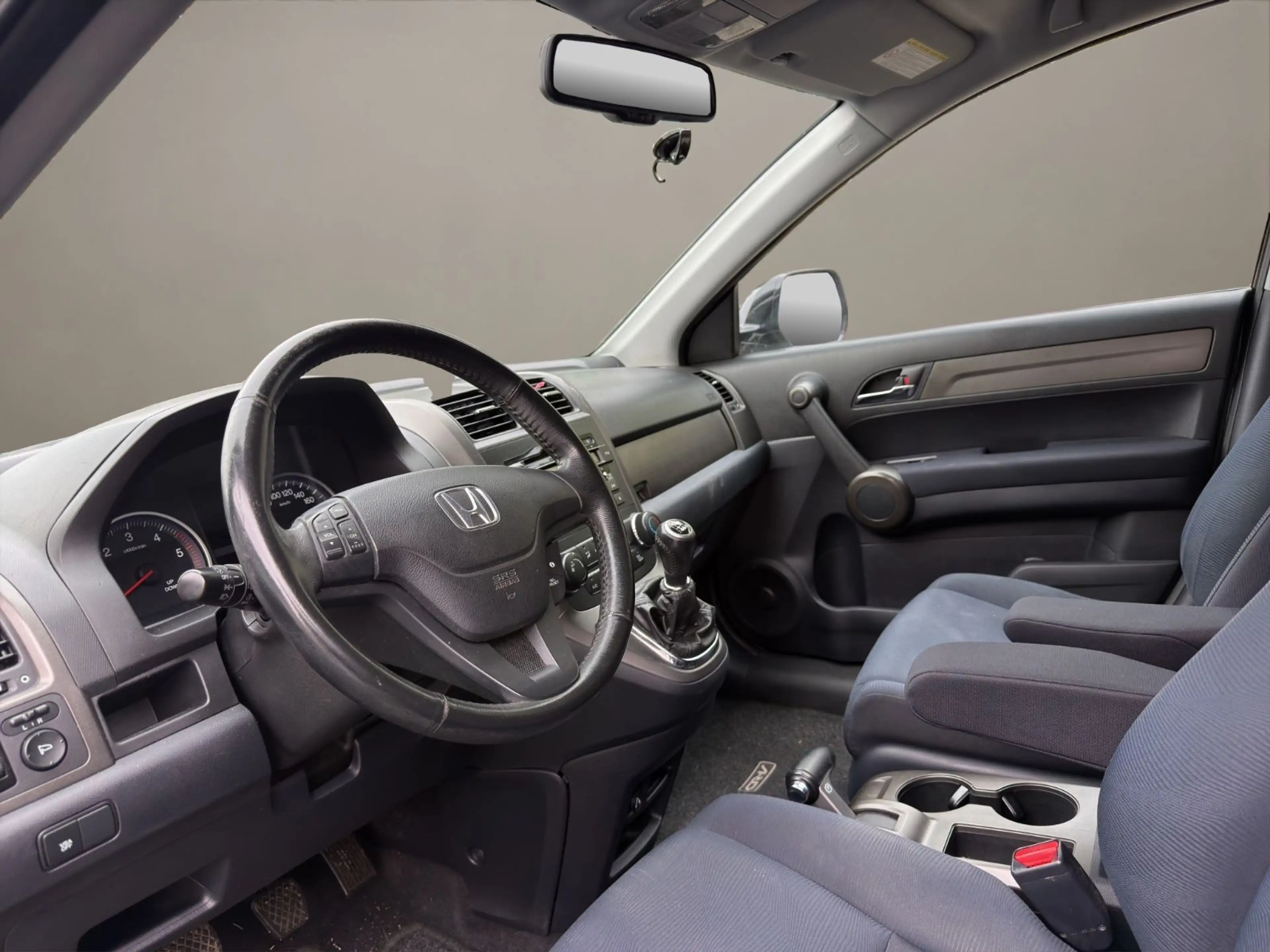 Honda CR-V Comfort 4x4 / Standheizung / AHK /TÜV 04.28 — photo 8
