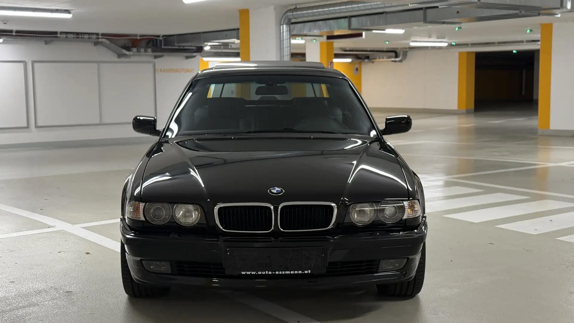 BMW 740 Diesel V8 M-PAKET Facelift Vollausstattung Schwarz - 2