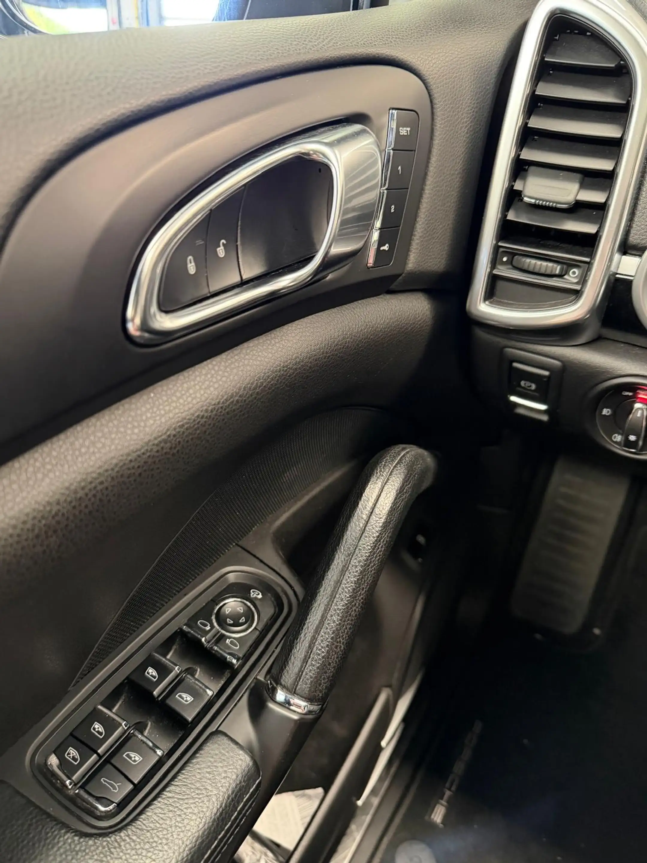 Porsche Cayenne Cayenne 3.0i V6 PHEV S Tiptronic S (306 kW) **PANO DAK** — photo 13