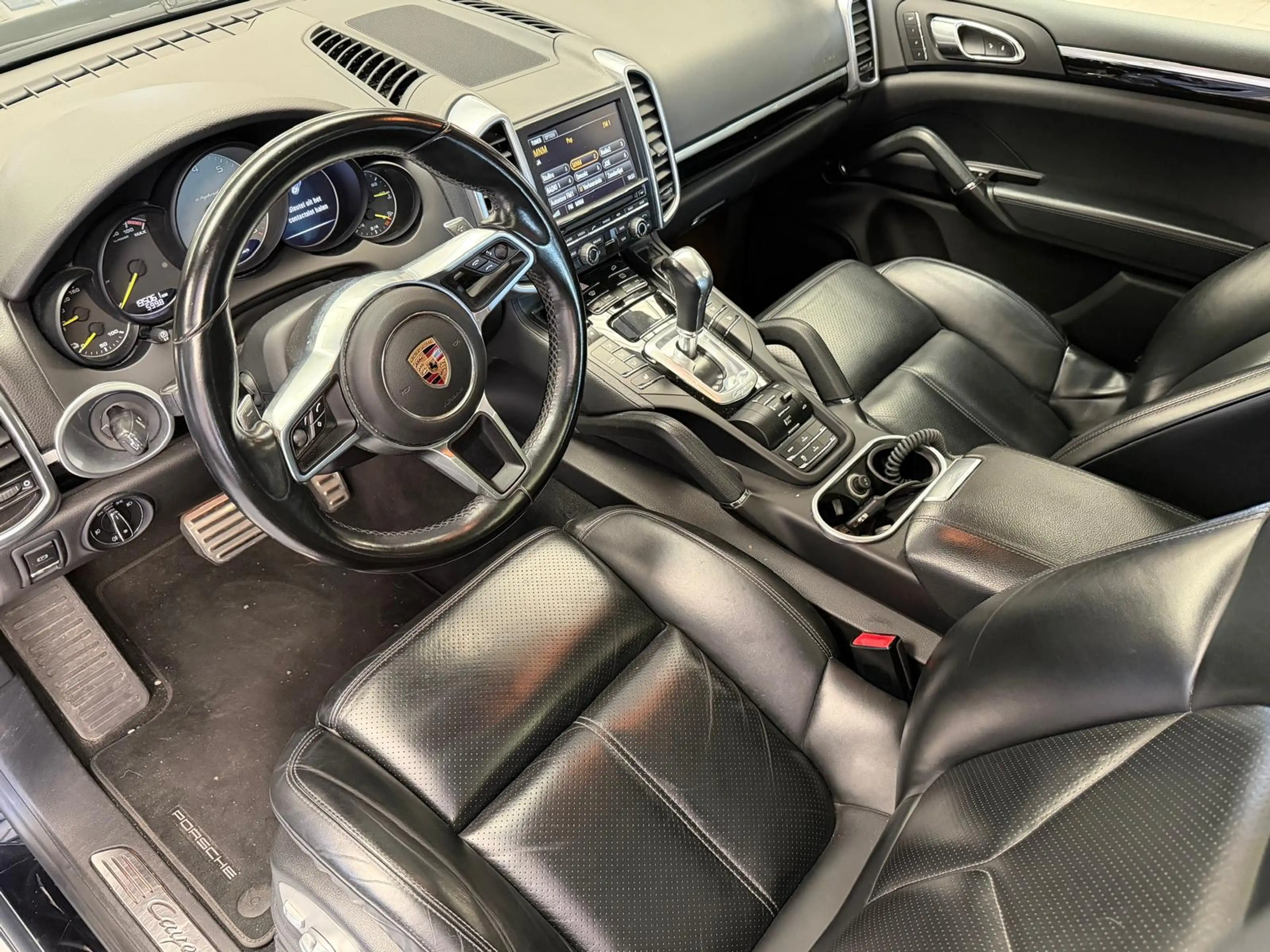 Porsche Cayenne Cayenne 3.0i V6 PHEV S Tiptronic S (306 kW) **PANO DAK** — photo 7