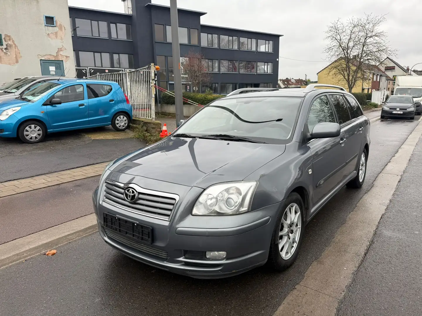 Toyota Avensis 1.8i VVT-i 16v Linea Terra**12M GARANTIE** - 1