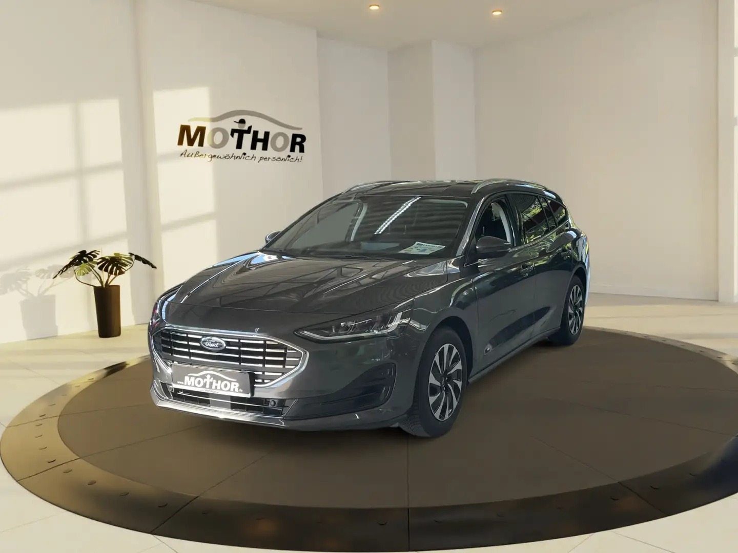 Ford Focus Turnier Titanium 1.0 EcoBoost Sitzheizung Grau - 2