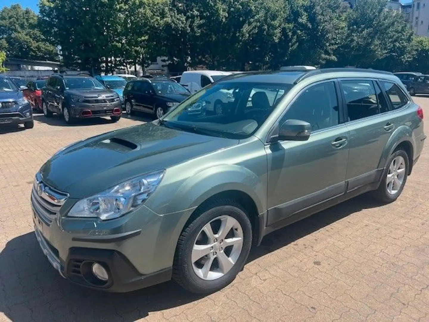 Subaru Legacy Kombi Outback Comfort *TÜV 02.2026* Green - 1