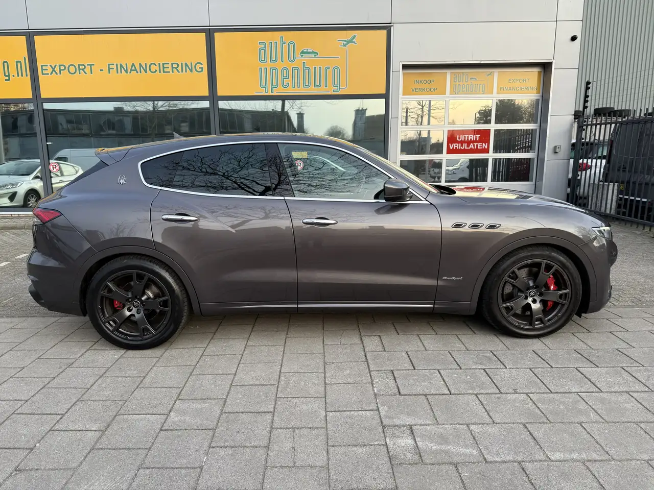 Maserati Levante 2021 — фото 10