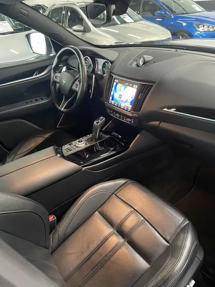 Maserati Levante 2021