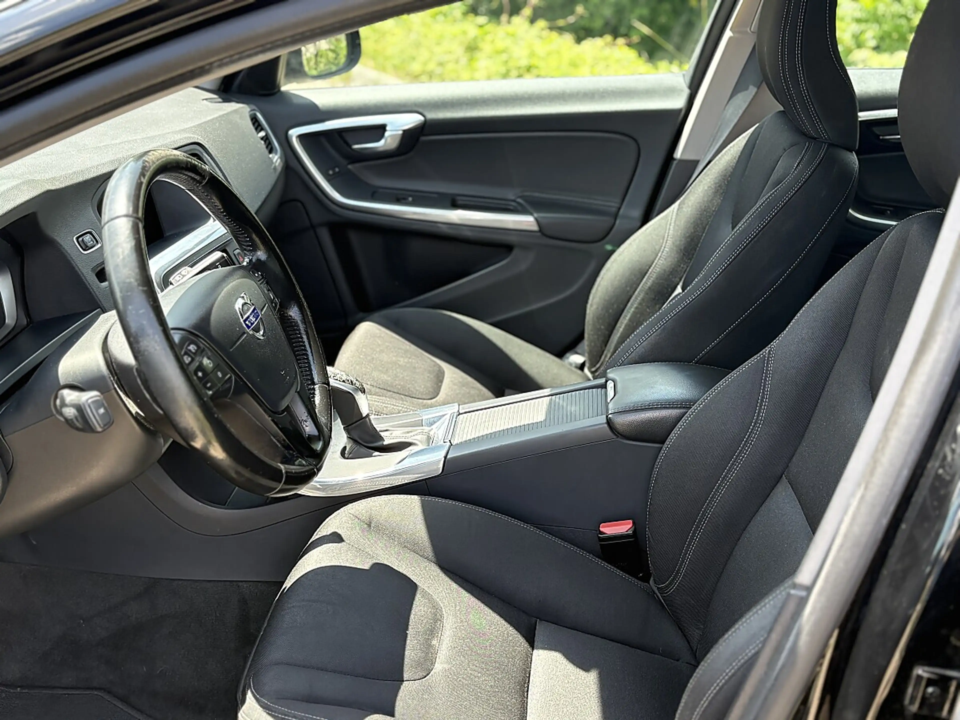 Volvo V60 D3 Kinetic Geartronic — photo 14